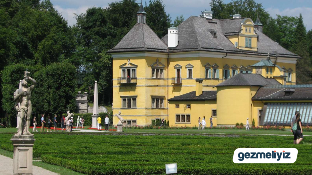 Hellbrunn Sarayı